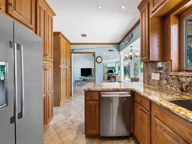 Продажа дома по адресу 2612 Grace Dr - фото 6280845