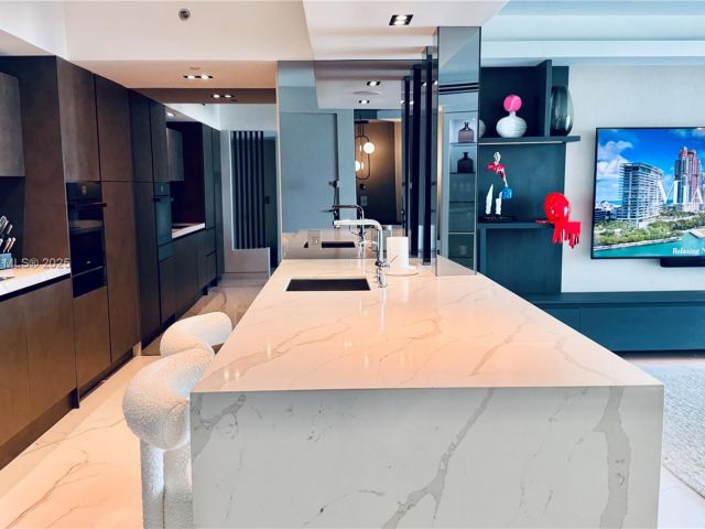 Продажа квартиры #1706 - фото 6260598