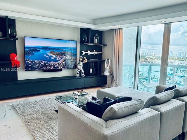 Продажа квартиры #1706 - фото 6260602