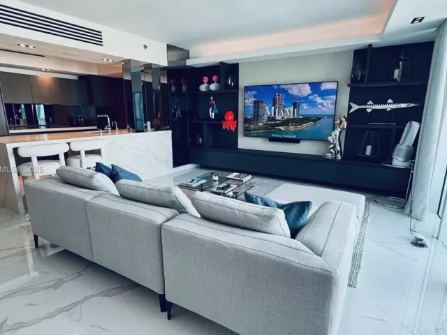 Продажа квартиры #1706 - фото 6260599