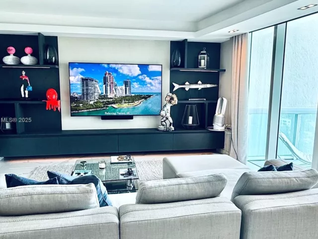 Продажа квартиры #1706 - фото 6260601