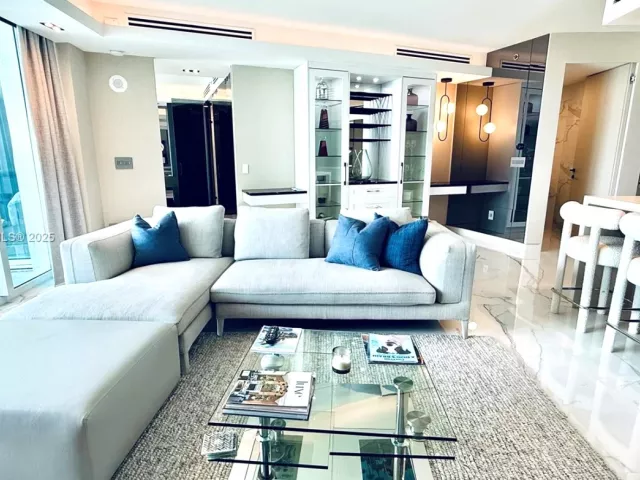 Продажа квартиры #1706 - фото 6260603