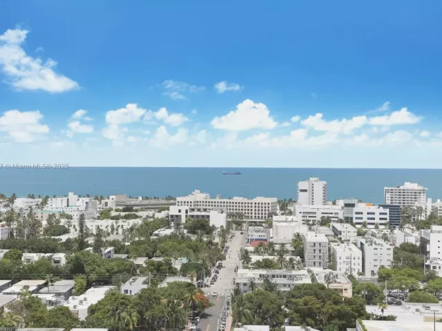 Продажа квартиры #1906 - фото 6263192