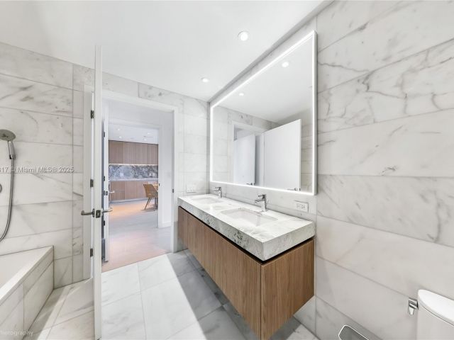 Продажа квартиры #1906 - фото 6263195