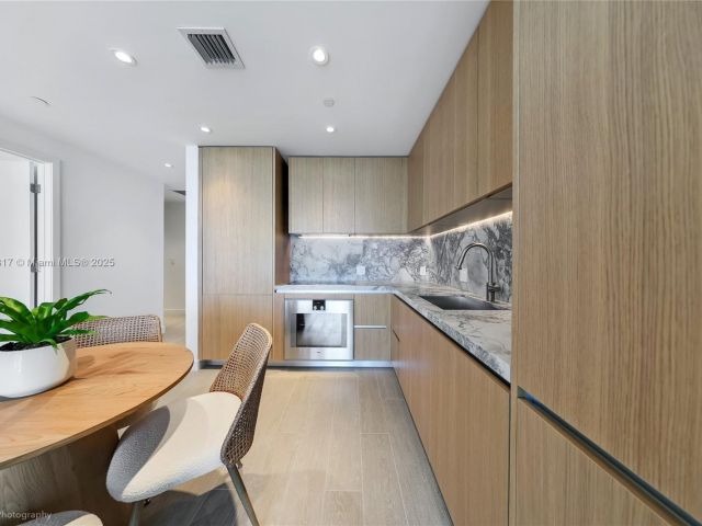 Продажа квартиры #1906 - фото 6263201