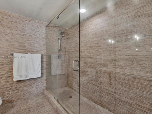 Продажа квартиры #601 - фото 6261187