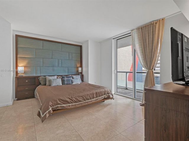 Продажа квартиры #601 - фото 6261192