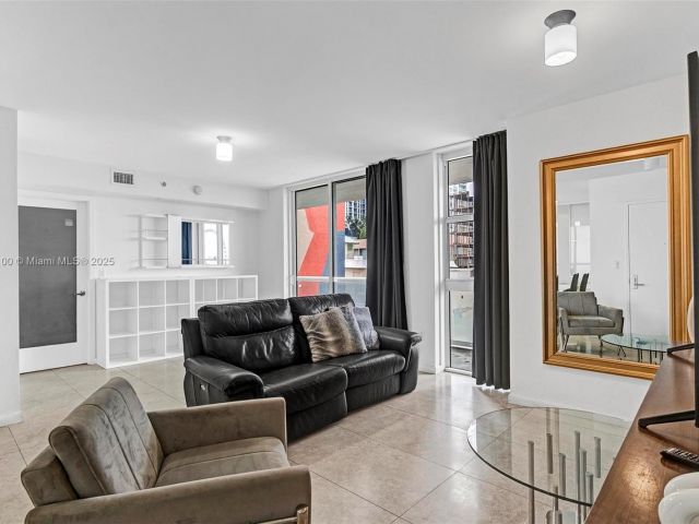 Продажа квартиры #601 - фото 6261198