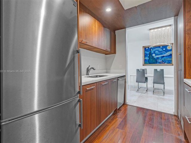 Продажа квартиры #601 - фото 6261205