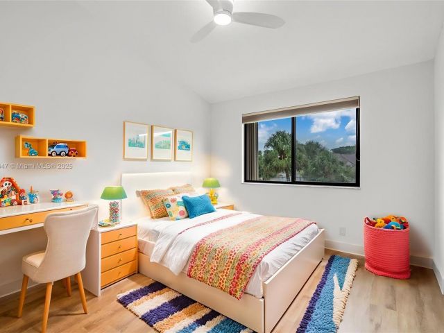 Продажа дома по адресу 21160 Mainsail Cir H12 - фото 6823538