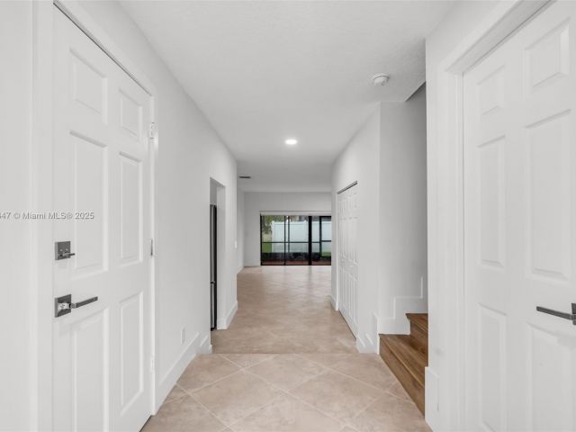 Продажа дома по адресу 21160 Mainsail Cir H12 - фото 6823554