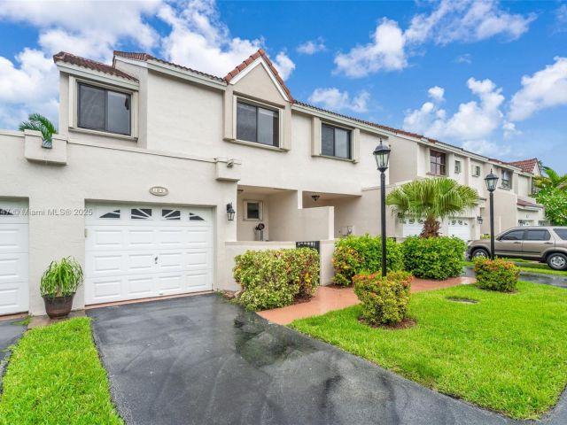 Продажа дома по адресу 21160 Mainsail Cir H12 - фото 6823556