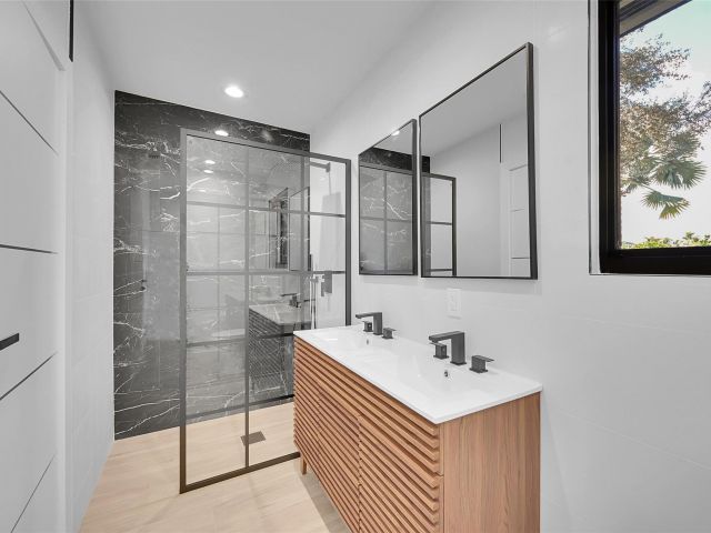 Продажа дома по адресу 1257 NW 4th St - фото 6262015