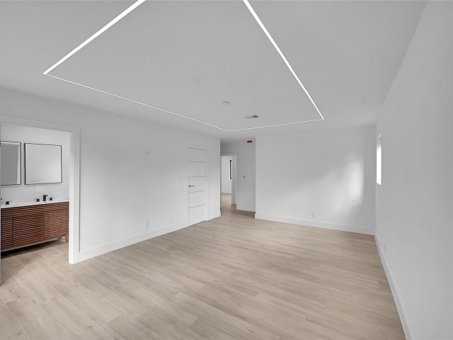 Продажа дома по адресу 1257 NW 4th St - фото 6262016