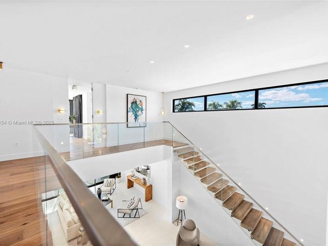 Продажа дома по адресу 1510 Stillwater Dr - фото 6259400