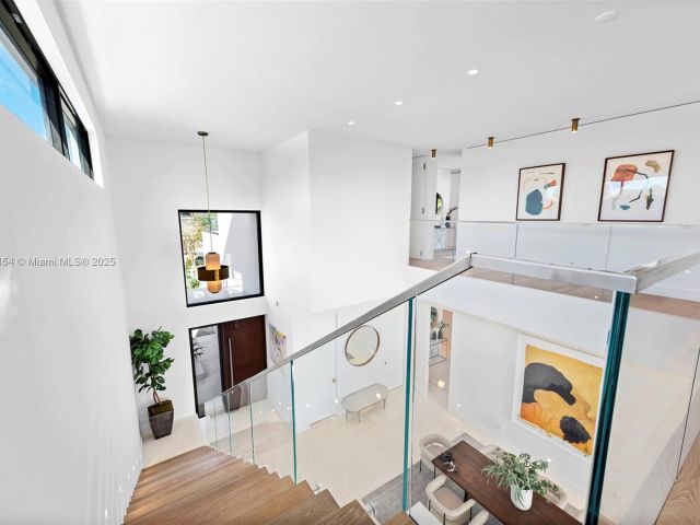 Продажа дома по адресу 1510 Stillwater Dr - фото 6259407