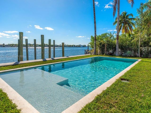 Продажа дома по адресу 1510 Stillwater Dr - фото 6259409