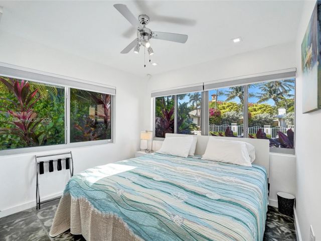 Дом в аренду по адресу 3305 NE 16th Ct - фото 6264085