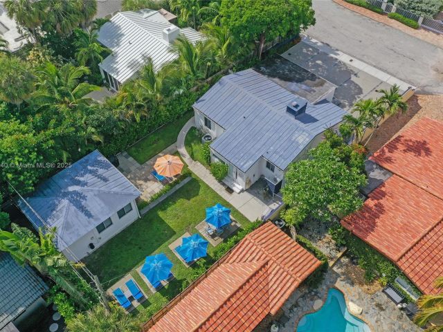 Дом в аренду по адресу 3305 NE 16th Ct - фото 6264090