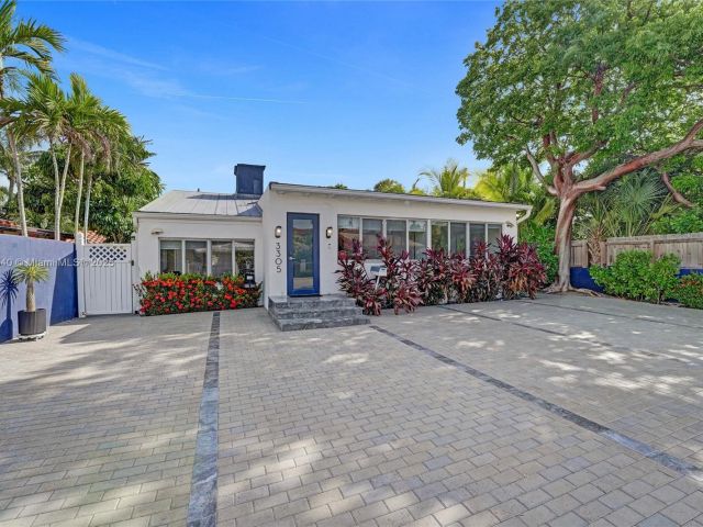 Дом в аренду по адресу 3305 NE 16th Ct - фото 6264091