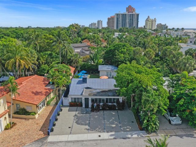 Дом в аренду по адресу 3305 NE 16th Ct - фото 6264092