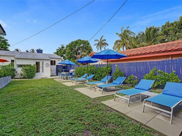 Дом в аренду по адресу 3305 NE 16th Ct - фото 6264093