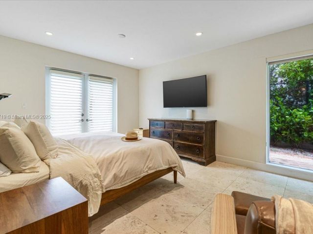 Дом в аренду по адресу 435 Ridgewood Road - фото 6259623