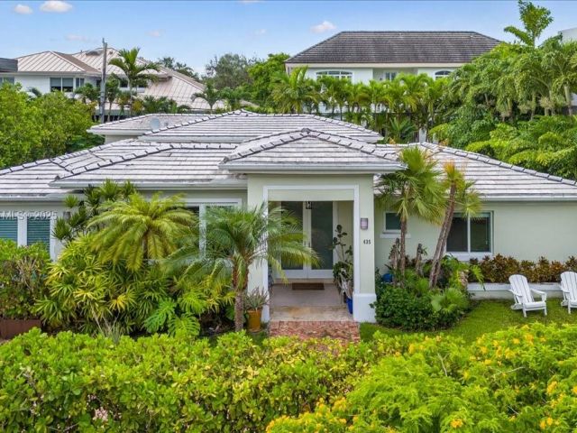 Дом в аренду по адресу 435 Ridgewood Road - фото 6259637