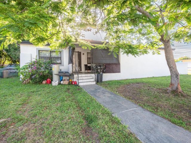 Продажа дома по адресу 7190 NW 21st Ave - фото 6284942