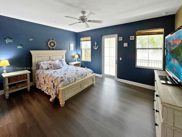 Продажа дома по адресу 4126 Cascada Cir - фото 6264114