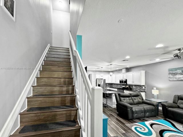 Продажа дома по адресу 4126 Cascada Cir - фото 6264117