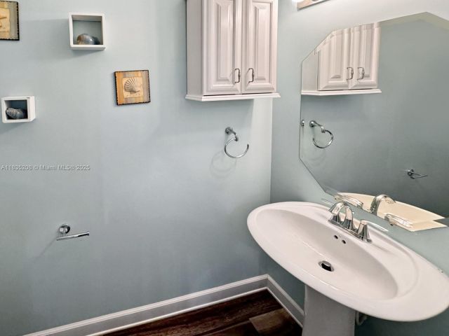 Продажа дома по адресу 4126 Cascada Cir - фото 6264118