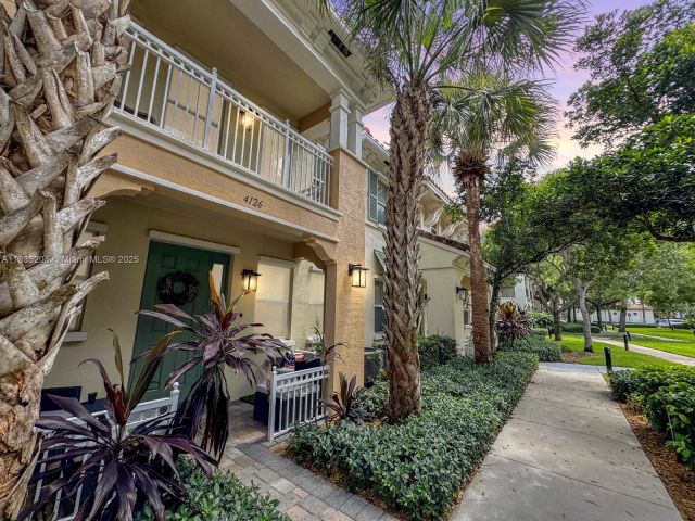 Продажа дома по адресу 4126 Cascada Cir - фото 6264131