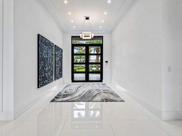 Продажа дома по адресу 17096 Northway Circle - фото 6260153