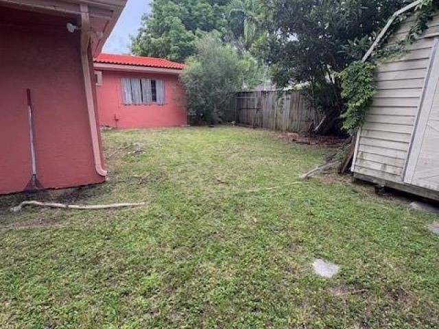 Продажа дома по адресу 9281 Martinique Dr - фото 6262686