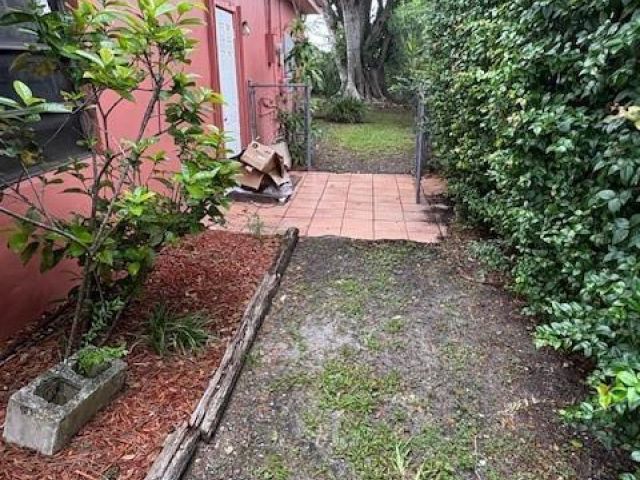 Продажа дома по адресу 9281 Martinique Dr - фото 6262687