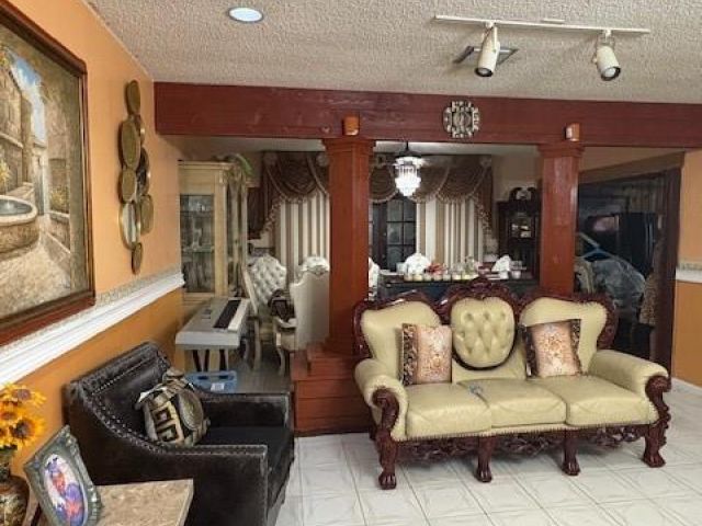 Продажа дома по адресу 9281 Martinique Dr - фото 6262702