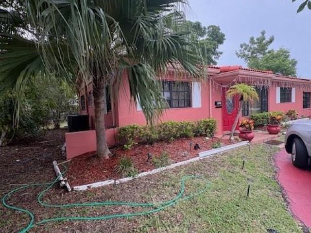 Продажа дома по адресу 9281 Martinique Dr - фото 6262705