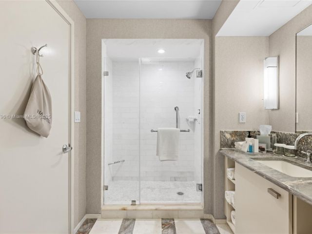 Продажа квартиры #H1401 - фото 6262515