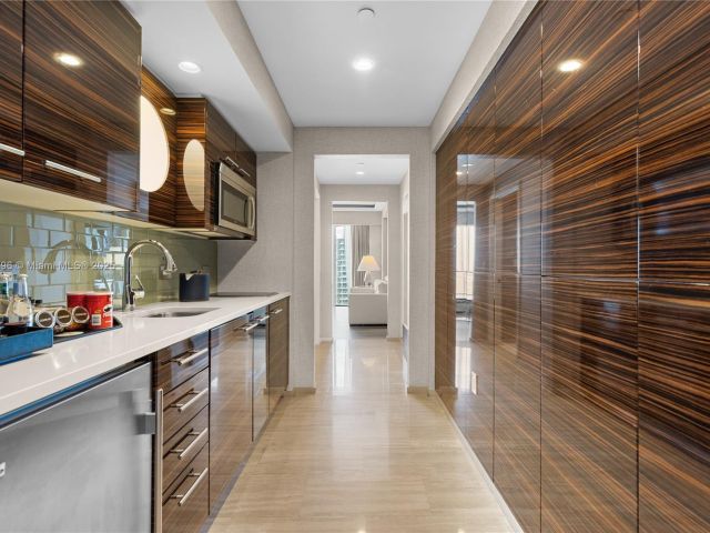 Продажа квартиры #H1401 - фото 6262529