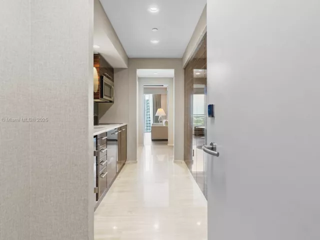 Продажа квартиры #H1401 - фото 6262530