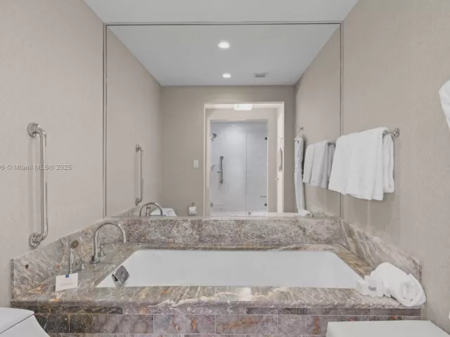 Продажа квартиры #H1401 - фото 6262513