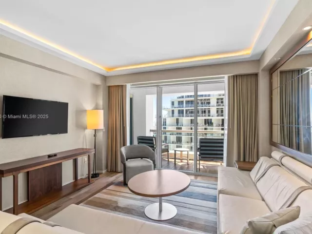 Продажа квартиры #R1909 - фото 6262504