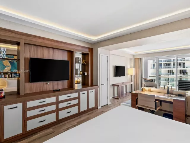 Продажа квартиры #R1909 - фото 6262505