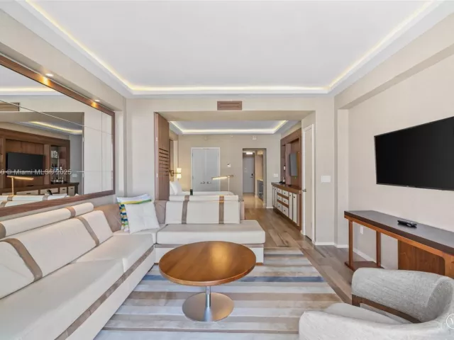 Продажа квартиры #R1909 - фото 6262498