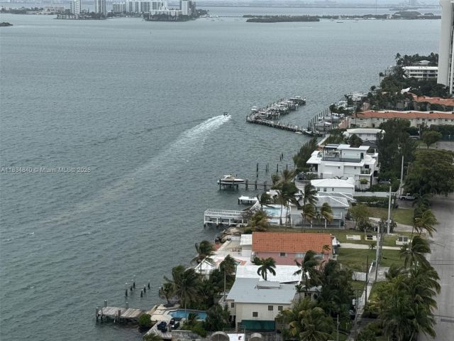 Дом в аренду по адресу 10911 N Bayshore Dr 0 - фото 6260850