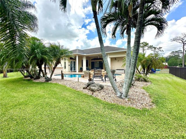 Продажа дома по адресу 13628 N 71st Pl N - фото 6262840