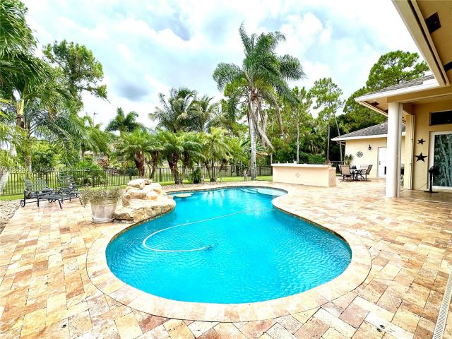 Продажа дома по адресу 13628 N 71st Pl N - фото 6262843