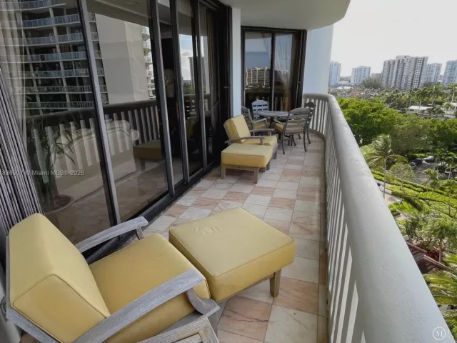 Продажа квартиры #1103 - фото 6298700