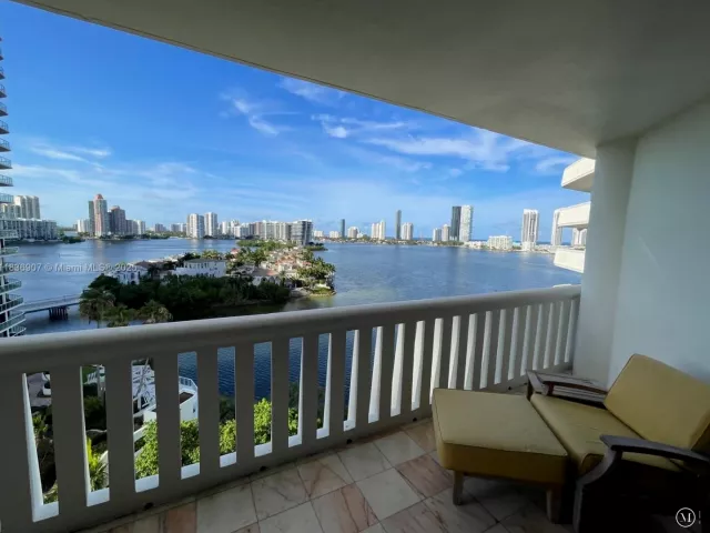 Продажа квартиры #1103 - фото 6298702